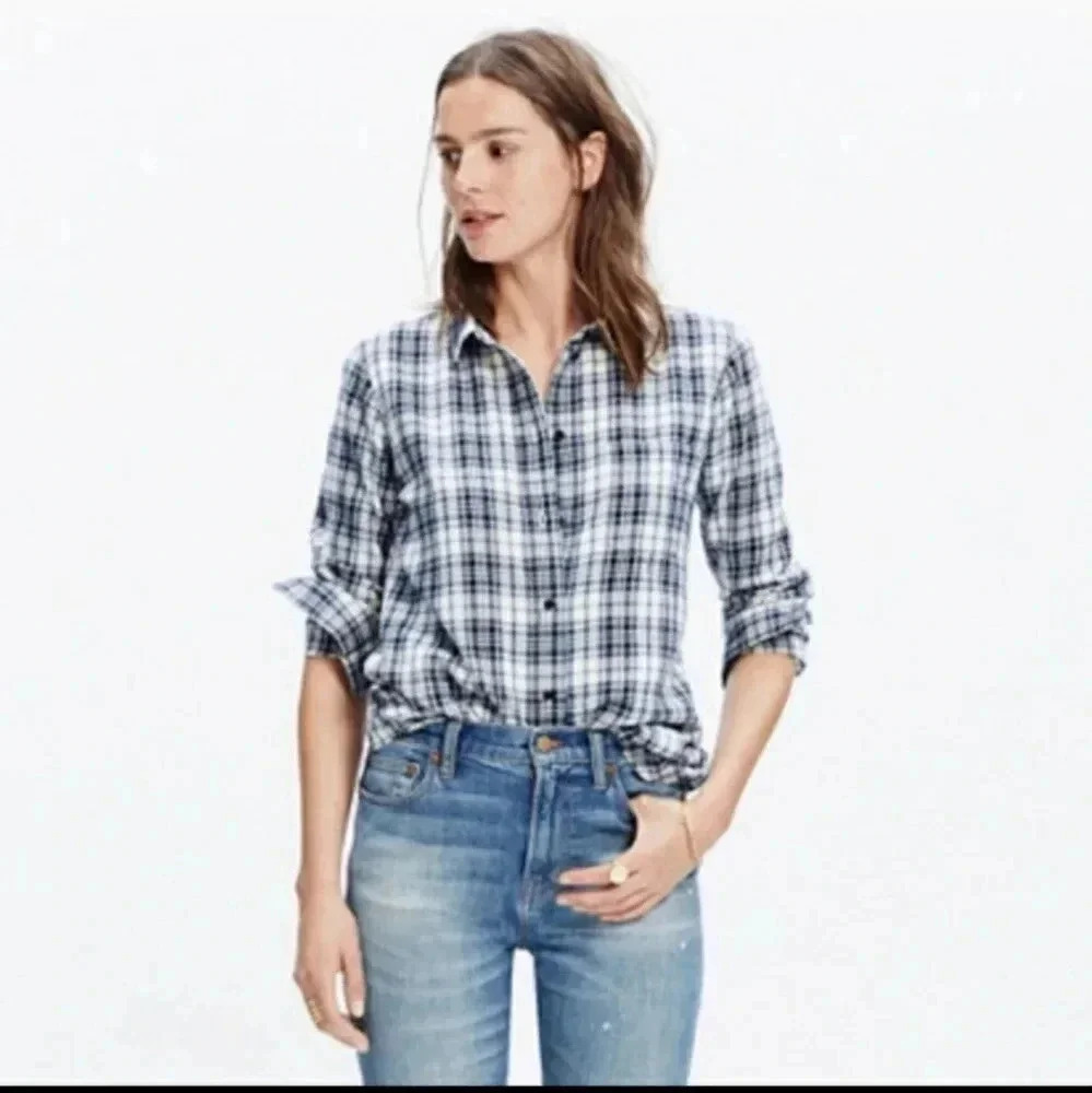 Madewell plaid shirt. Size XS